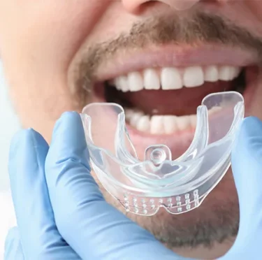 Mouth-Guards-Explained-Types,-Benefits-&-Expert-Care-Tips